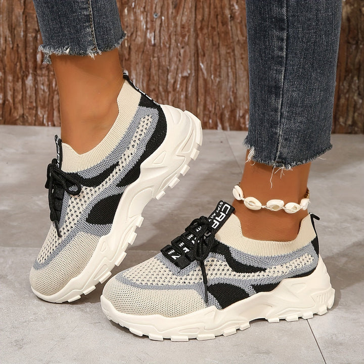 Emily - Mesh Sneakers