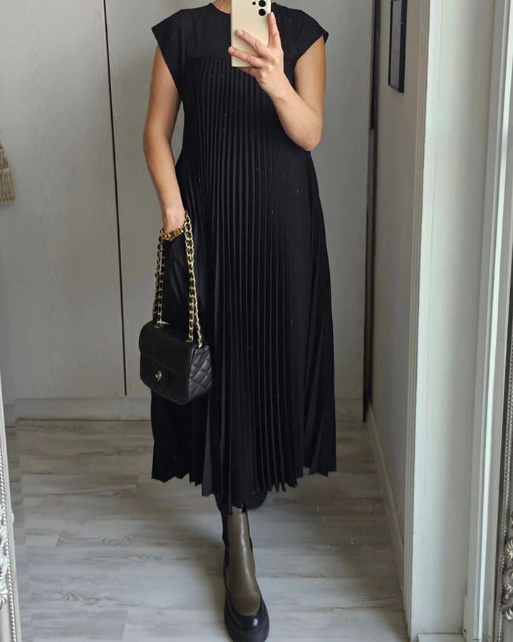 Grace - Sleeveless Pleated Dress