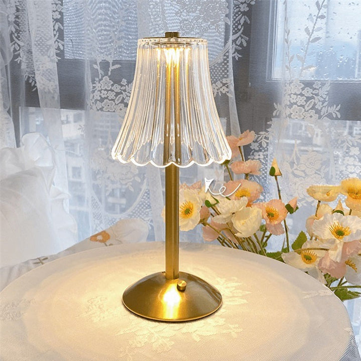 ClassicGlow - Table Lamp